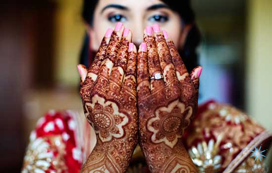 Mehendi Function Arrangement For Weddings